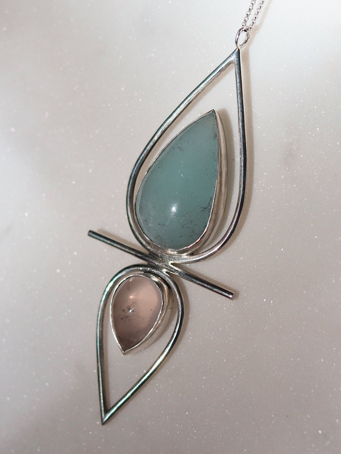 Reine Necklace with rose quartz and aquamarine