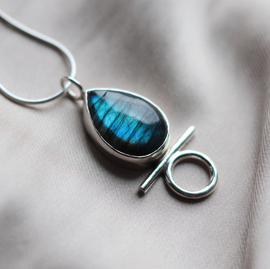 Indah Necklace with Labradorite