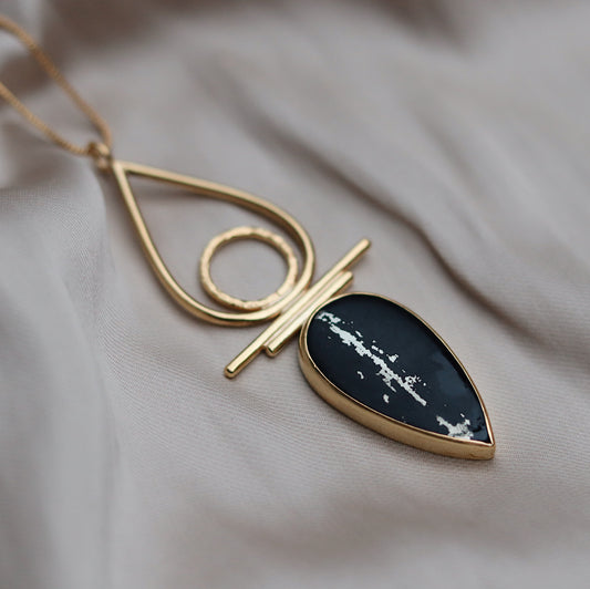 Reine Necklace with Apache Gold