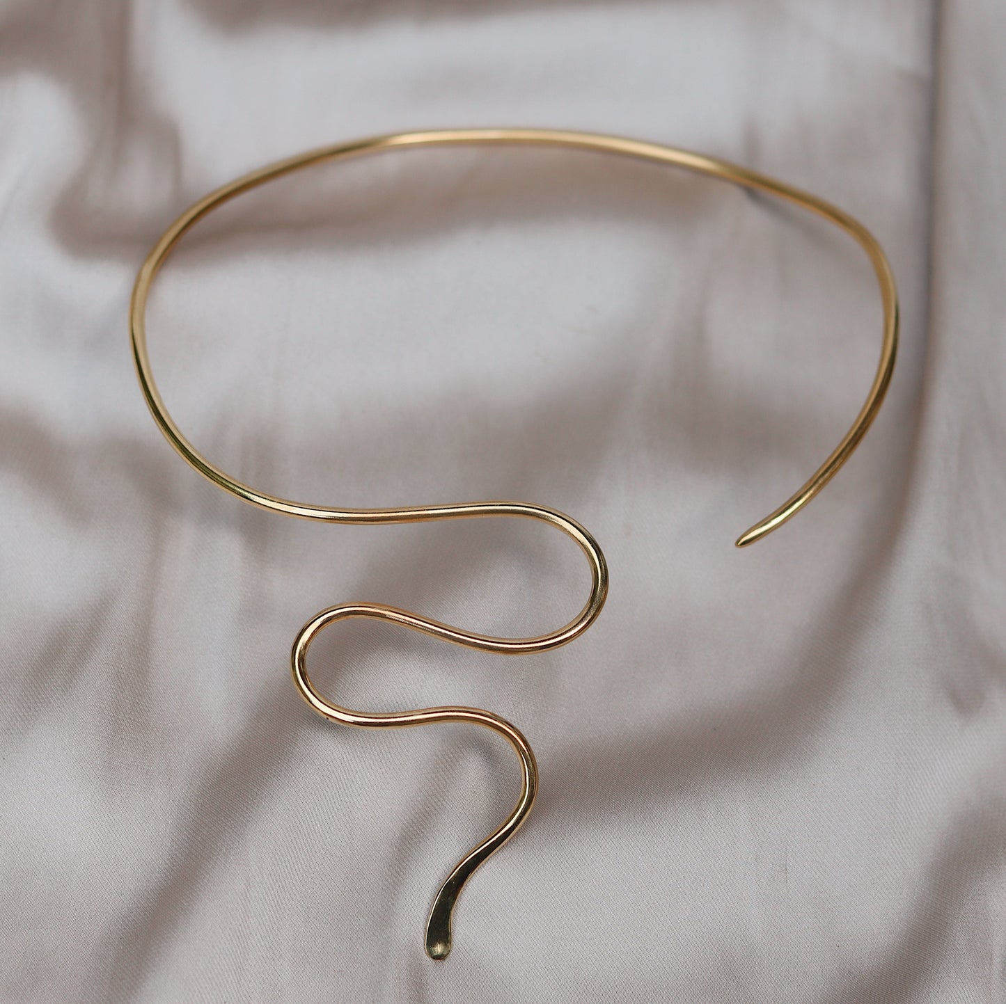 Naaga Neck Cuff