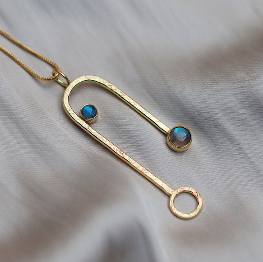 Koena Necklace with Labradorite and Moonstone