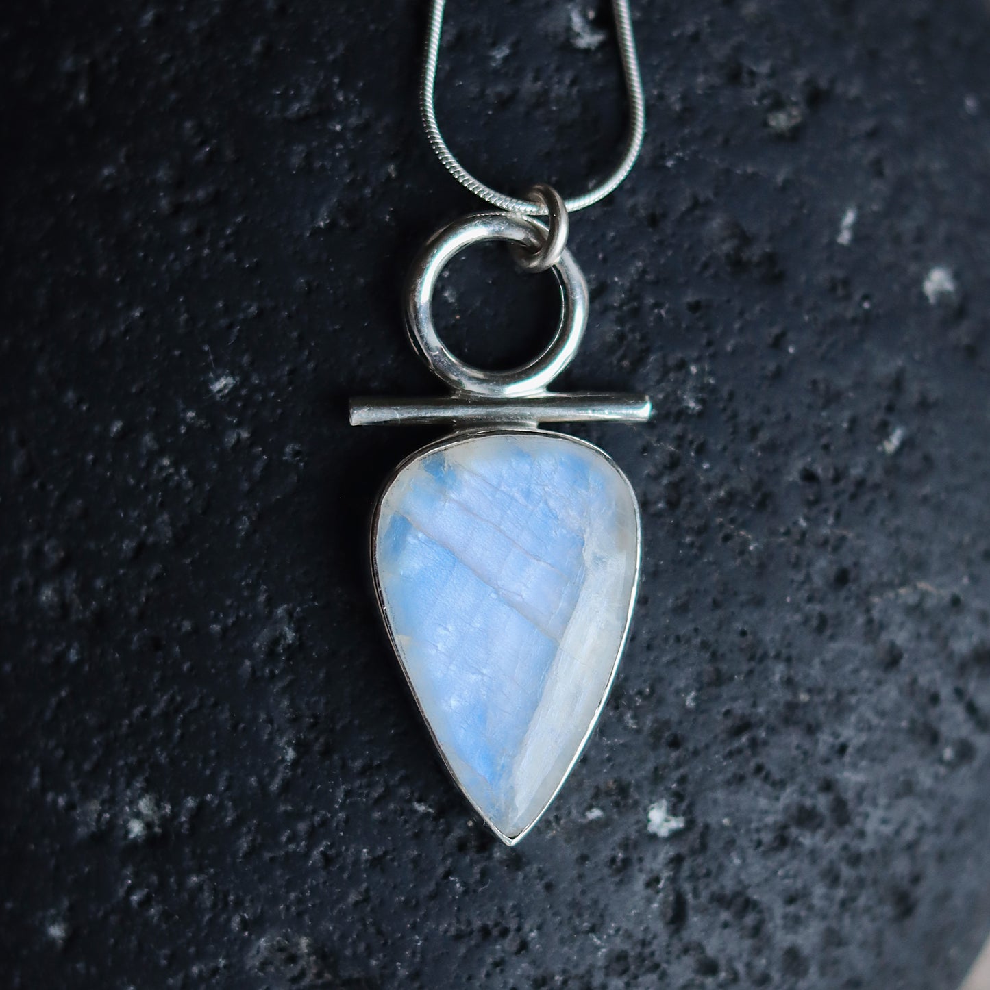 Isa Neckless with Moonstone