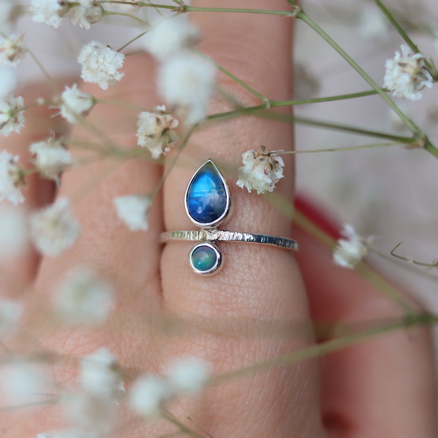 Isa Ring with Opal and Moonstone