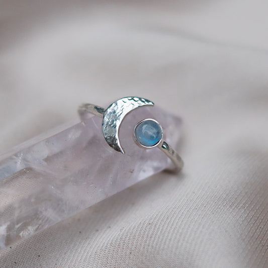 Dakini Ring with Moonstone