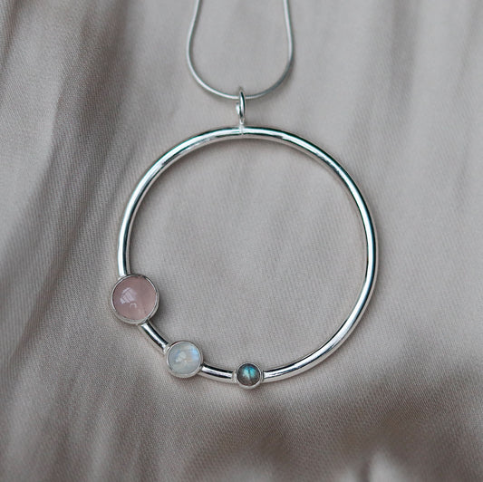 Aniva Necklace with Rose quartz, Moonstone and Labradorite