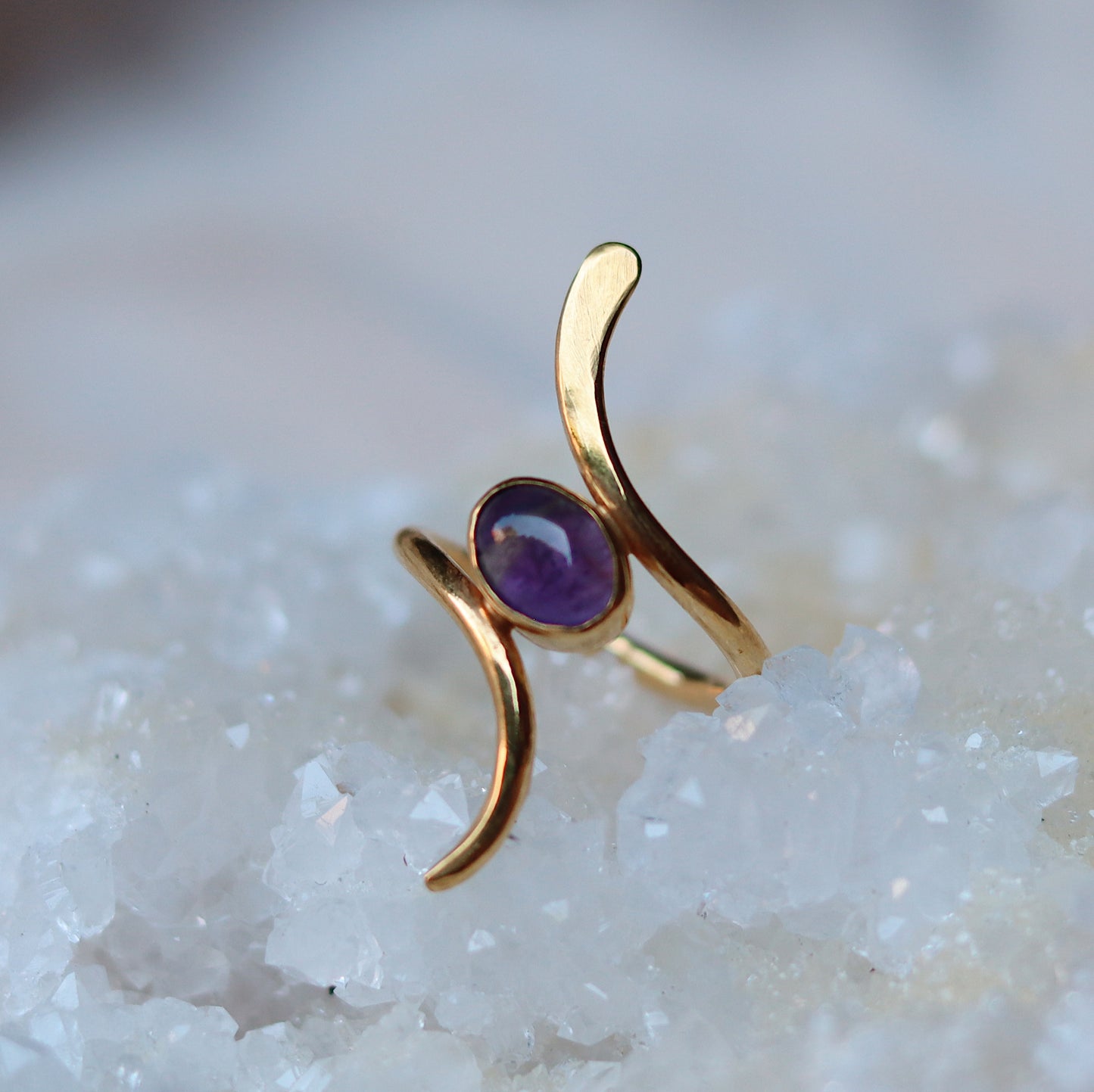 Naaga Ring with Amethyst