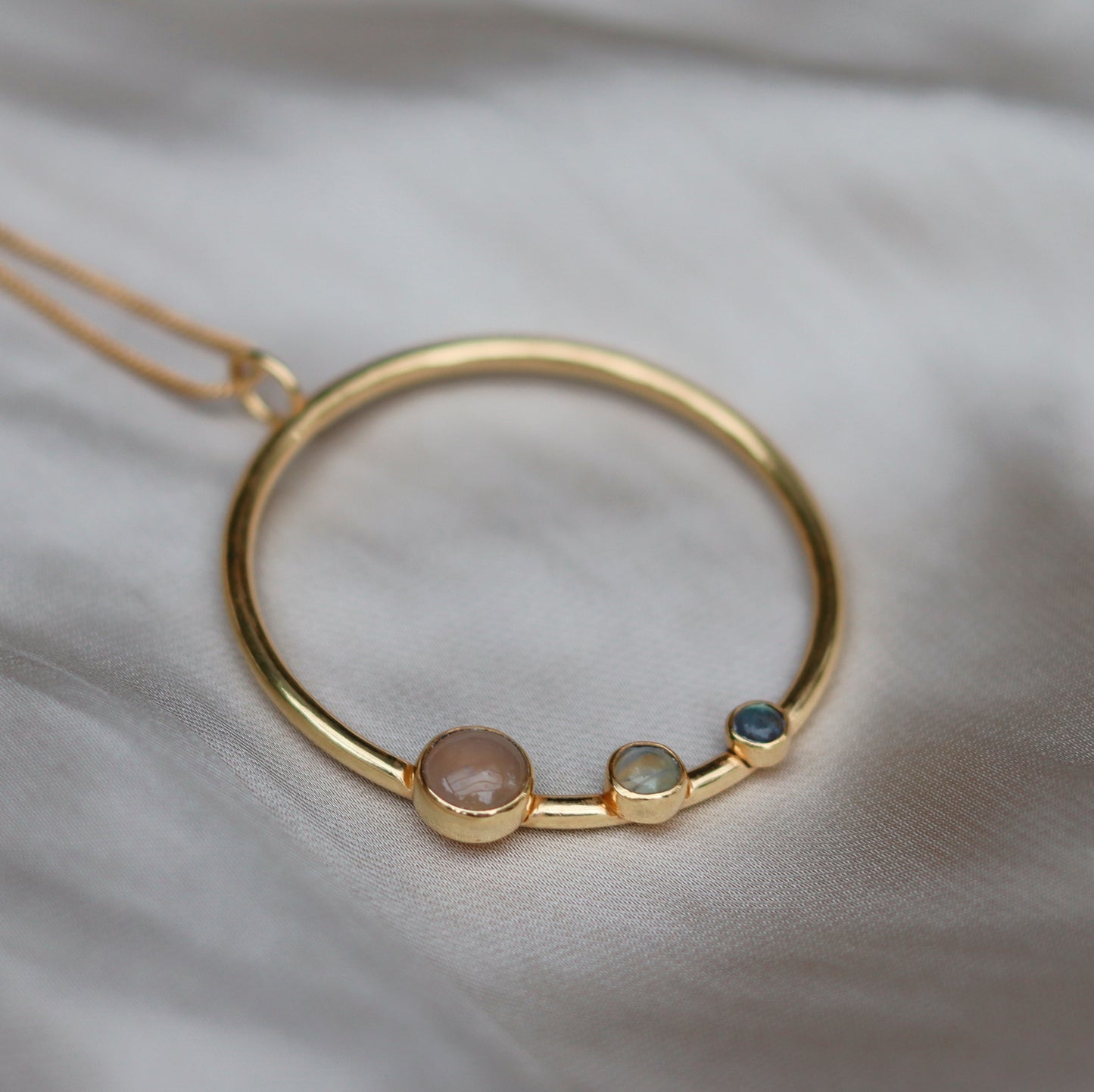 Aniva Necklace with Rose quartz, Moonstone and Labradorite