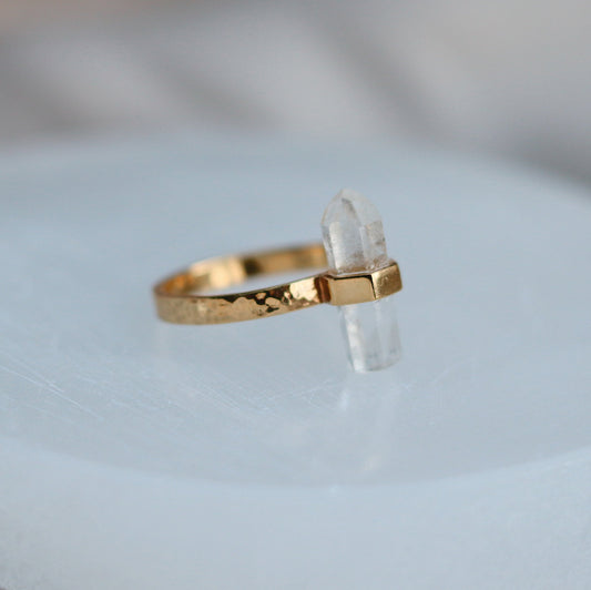 Citlali Ring with Clear Quartz