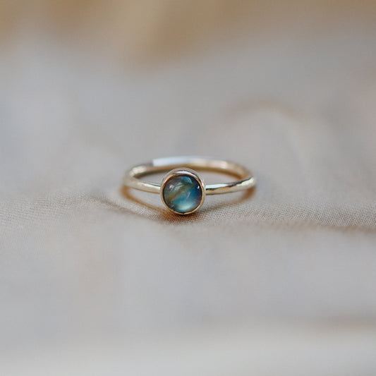 Lunafea Ring with Moonstone